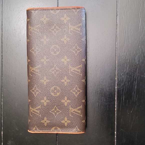 ❣️SALE Louis Vuitton Twin GM - Picture 2 of 16